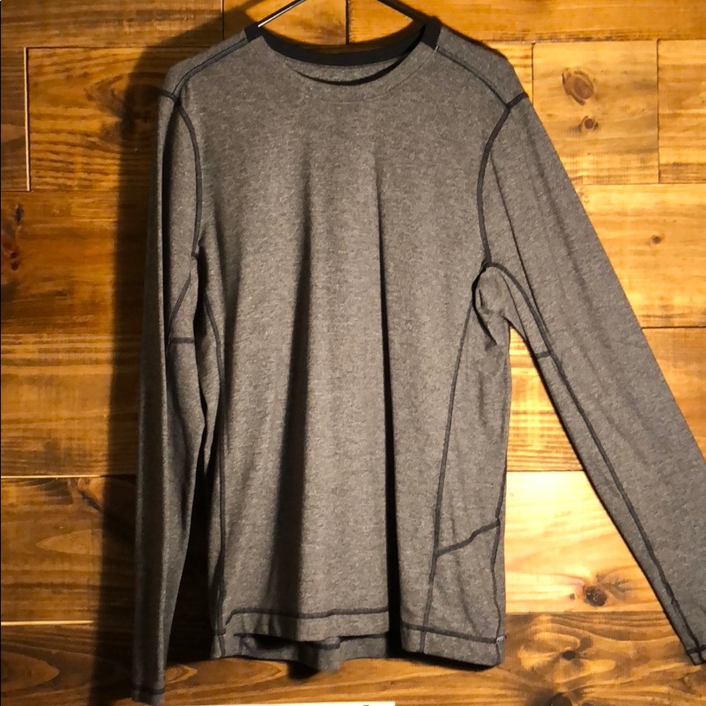 Men’s long sleeve running shirt